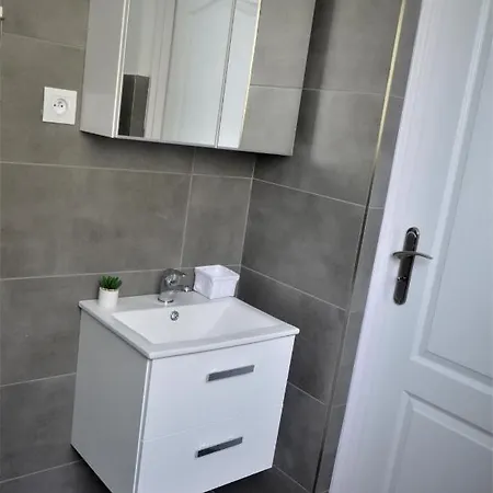 Krokusowa 11 Jarosławiec
